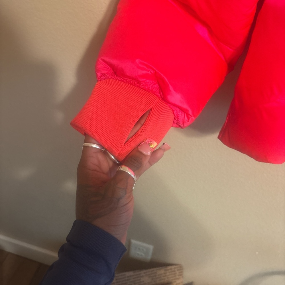 UGG Pink Puffer Jacket - Picture 4 of 5